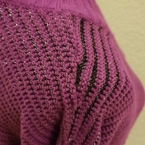 Purple metallic threading top - Picture 4 of 4